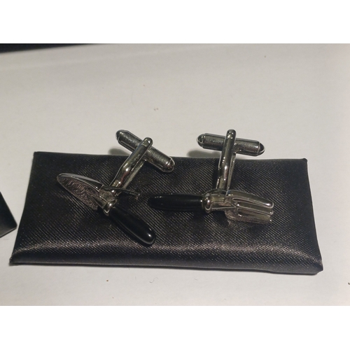 365 - Pair of P.D. Man Cufflinks - Knife & Fork (for that special Chef in your life)