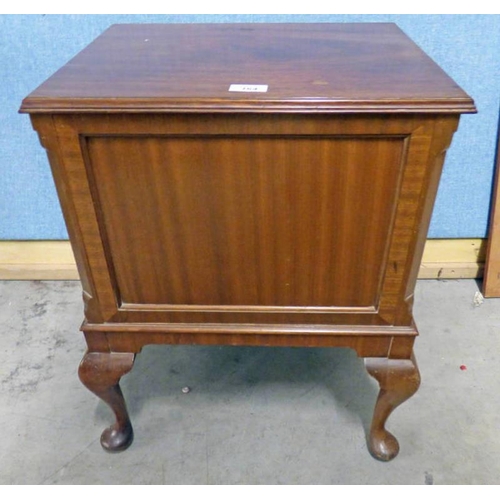 1520 - MAHOGANY SEWING BOX ON QUEEN ANNE SUPPORTS WITH LIFT UP LID