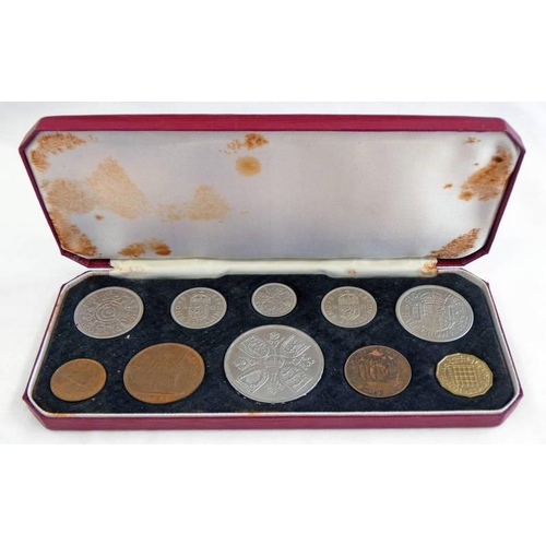 2010 - ELIZABETH II CORONATION SPECIMEN COIN SET, CROWN-FARTHING (10 COINS) IN FITTED CASE