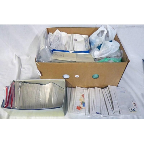 2057 - BOX WITH A LARGE QUANTITY OF UK AND WORLDWIDE MINT AND USED STAMPS AND FIRST DAY COVERS, ETC, MOST I... 