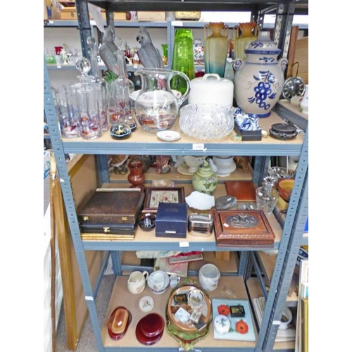 3152 - SELECTION OF VARIOUS PORCELAIN, CRYSTAL ETC INCLUDING CASED CUTLERY, VASES, PAPERWEIGHTS AND OTHERS ... 