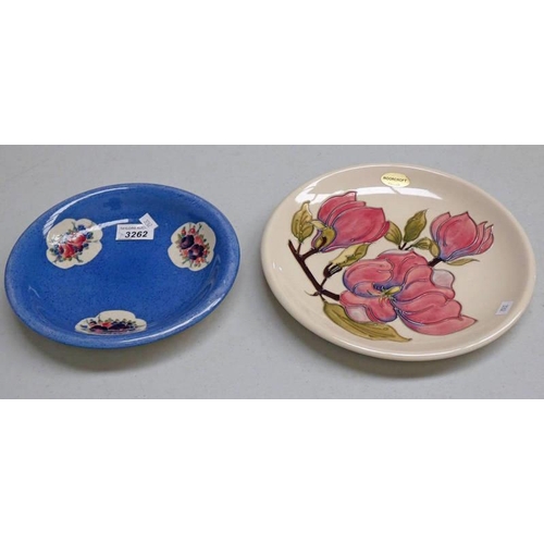 3262 - MOORCROFT PORCELAIN PLATE WITH PINK FLORAL DECORATION IMPRESSED MARK, & L M MONOGRAM 26CM DIAMETER, ... 