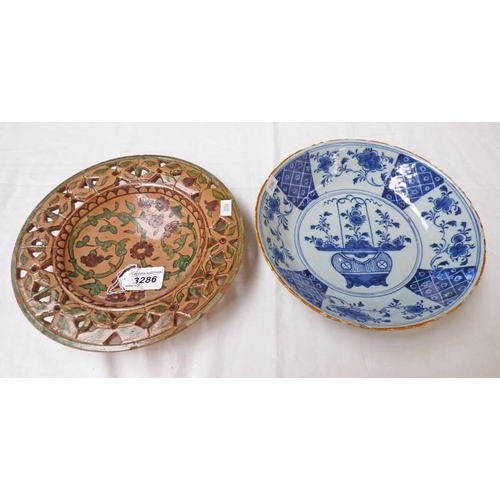 3286 - 19TH CENTURY DELFT PORCELAIN PLATE 22CM DIAMETER & PIERCED WORK POTTERY PLATE 22CM