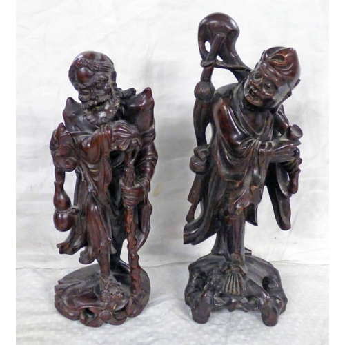 3330 - 2 X 19TH CENTURY CHINESE CARVED WOODEN FIGURES OF TRAVELLERS - 30 CM TALL