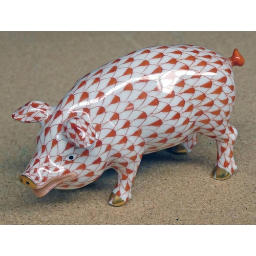 3419 - HEREND PORCELAIN FIGURE OF A PIG - 9CM LONG