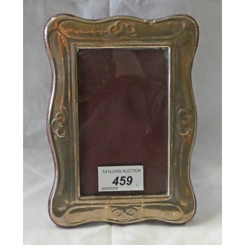 459 - DECORATIVE SILVER FRAME BIRMINGHAM 1984 IN THE ARTS & CRAFTS STYLE, OVERALL SIZE 17.5 X 12.5 CM