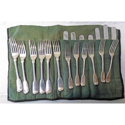 515 - 6 SILVER FIDDLE PATTERN TABLE FORKS, 6 SILVER FIDDLE PATTER DESSERT FORKS & 7 ROBERT & BECK SILVER P... 