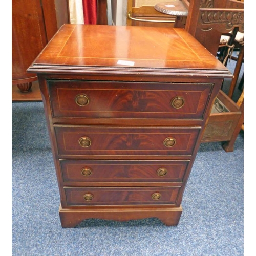 5470 - MAHOGANY 4 DRAWER CHEST 70CM TALL 48CM DEEP