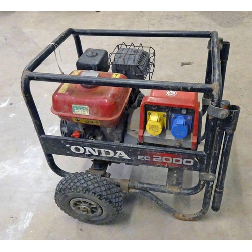 6028 - HONDA EC2200 GENERATOR - YEAR 2010 115/230 V PORTABLE GENERATOR