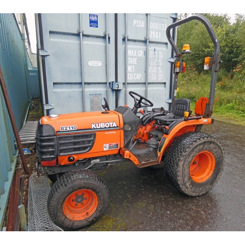 6052 - KUBOTA 2110 COMPACT TRACTOR (SPO6ENH) - YEAR 2006 24HP / 2761CC ROAD REGISTERED COMPACT TRACTOR