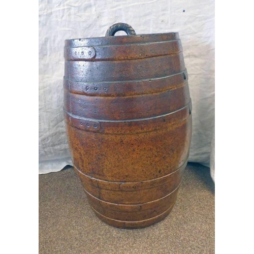 1085 - CERAMIC GARDEN 6 BAND WHISKY BARREL WITH LID, 64CM TALL