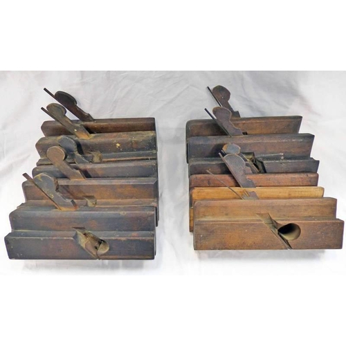 1087 - 10 MOULDING PLANES IN ONE BOX