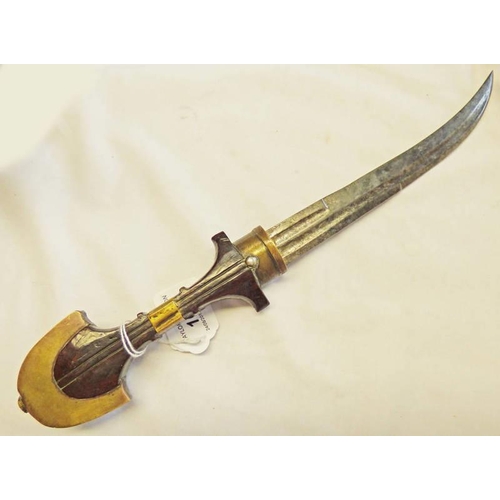 1273 - MOROCCAN JAMBIYA WITH 23CM LONG CURVED FULLERED BLADE, WHITE METAL MOUNTED WOODEN HILT WITH PEACOCK ... 