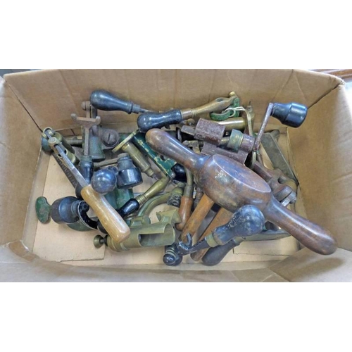 1295 - SELECTION OF SPORTING GUN TOOLS IN ONE BOX