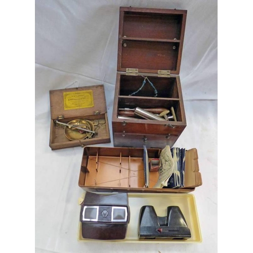 1296 - W & T AVERY TRAVELLING SCALES IN BOX, TRU- VUE  VIEWER, VIEW-MASTER VIEWER WITH A SELECTION OF COLOU... 