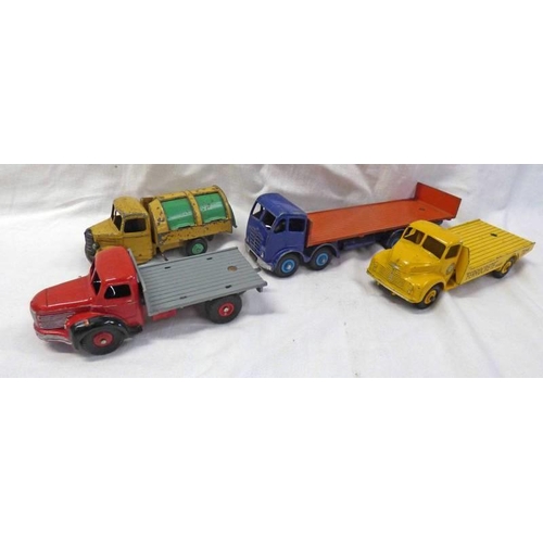 2000 - SELECTION OF PLAYWORN DINKY TOYS COMMERCIAL VEHICLES INCLUDING BLUE CIRCLE PORTLAND CEMENT LEYLAND C... 