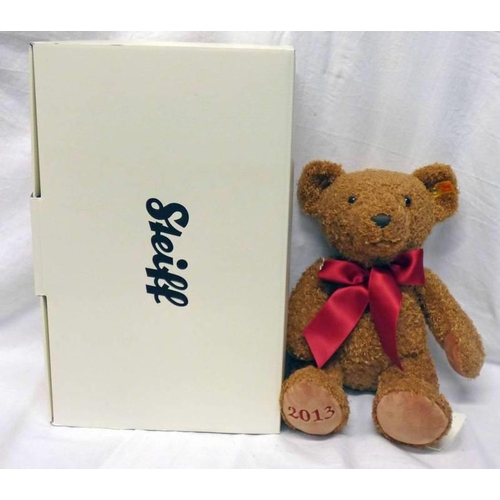 2012 - STEIFF MODERN TEDDY BEAR 663765 2013 COSY BEAR. BOXED