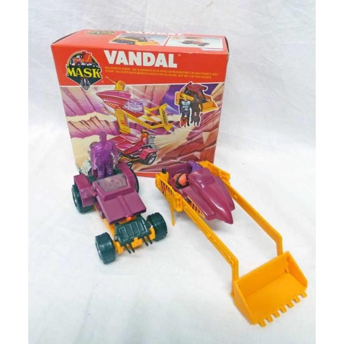 2364 - M.A.S.K.  VANDAL FROM KENNER. BOXED