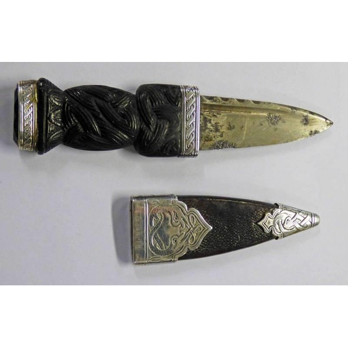 290 - SILVER MOUNTED SKEAN DHU, GLASGOW 1941, WITH CARVED WOODEN HILT & LEATHER SCABBARD - OVERALL LENGTH ... 