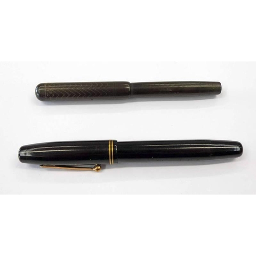 326 - PARKETTE FOUNTAIN PEN & MABIE TODD & CO. THE SWAN SAFETY SCREW CAP FOUNTAIN PEN BOTH WITH 14CT GOLD ... 