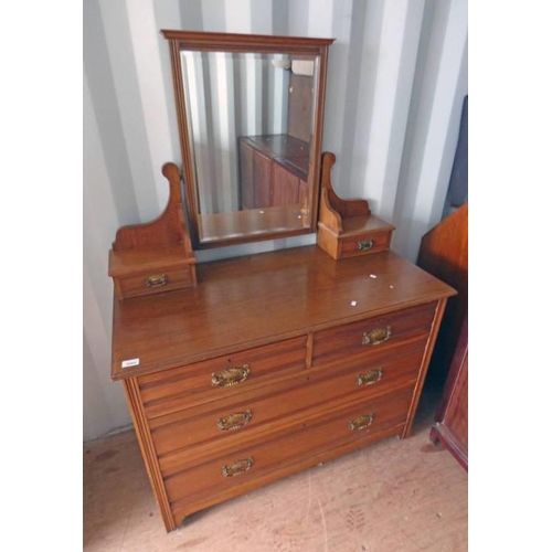 5060 - OAK DRESSING TABLE WITH 2 SHORT OVER 2 LONG DRAWERS.  LENGTH 107 CMS SMALL DRAWERS FLANKING EACH SID... 