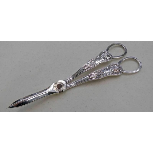 602 - PAIR OF SILVER GRAPE SCISSORS, SHEFFIELD 1898 - 110G