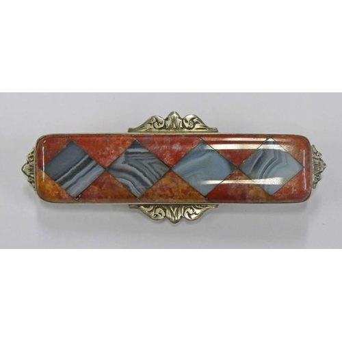 86 - SCOTTISH SILVER MONTROSE AGATE & RED HARDSTONE BROOCH - 6.5CM WIDE