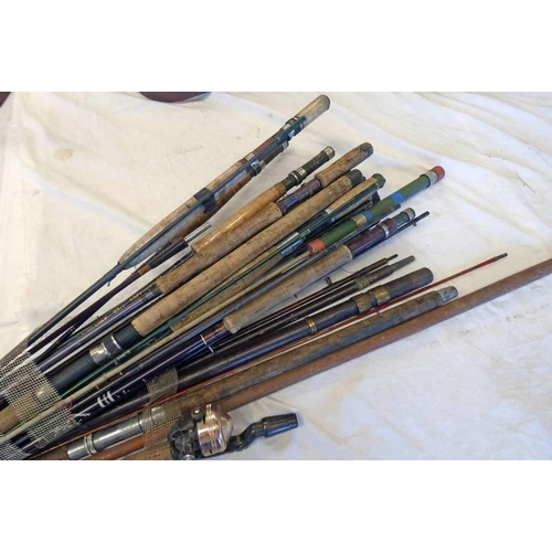 1009 - A GOOD SELECTION OF FLY RODS IN VARYING CONDITION TO INCLUDE BOB CHURCH, 10FT QUICKSILVER FLY ROD, R... 