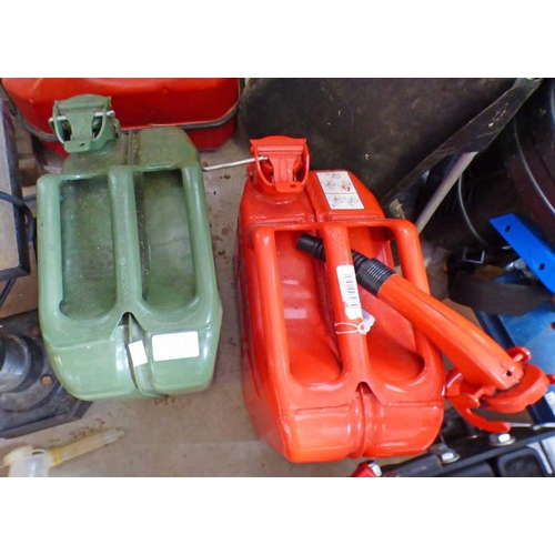 1070E - TWO METAL JERRY FUEL CANS AND A CAR JACK  -3-