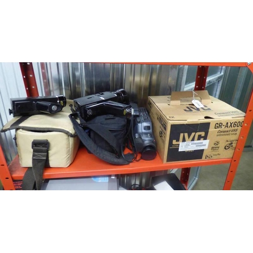 2064 - JVC GR-AX600 VHS CAMCORDER, FERGUSON PRO 8 220, CANON VC900 AND CARRY BAGS