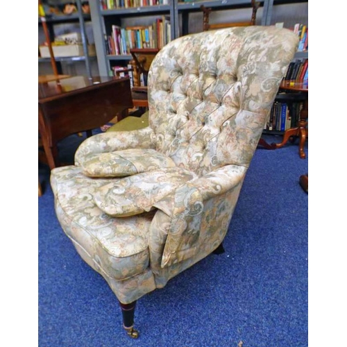 177 - BUTTON BACK ARMCHAIR ON TURNED SUPPORTS