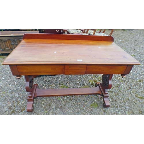 178 - 19TH CENTURY MAHOGANY SIDE TABLE WITH SHORT CENTRAL DRAWER FLANKED OVER LONG DRAWER EACH SIDE WIDTH ... 