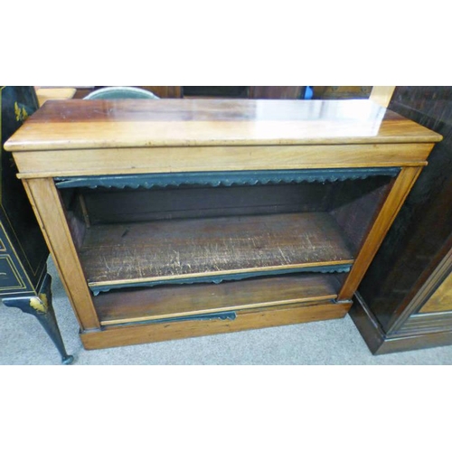 Lot 200       