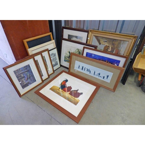 51O - FRAMED LIMITED EDITION PRINT 'PECKING ORDER' SIGNED SUSAN MITCHELL, AND VARIOUS OTHER FRAMED PRINT E... 