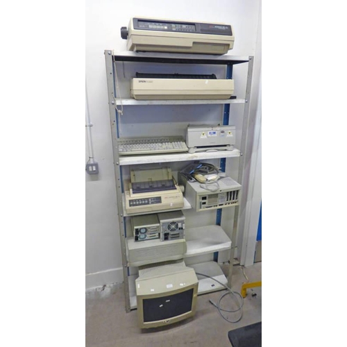 65Z - LARGE SELECTION OF VARIOUS ELECTRONIC PIECES INCLUDING OLD APPLE MAC COMPUTER, KEYBOARD, PRINTERS ET... 