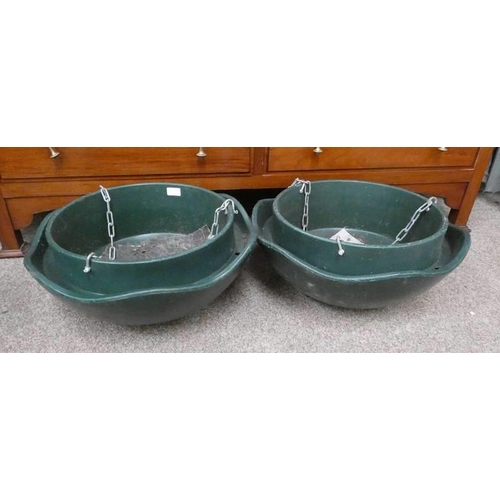 45T - PAIR OF AMBEROL PLASTIC HANGING GARDEN PLANTERS. DIAMETER 42 CM