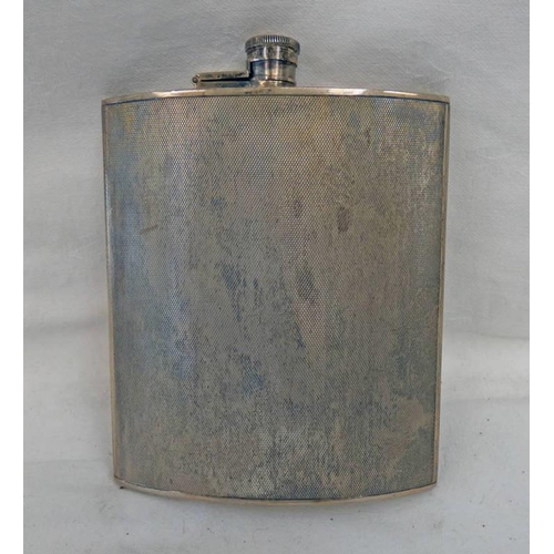 100A - SILVER HIP FLASK BY GOLDSMITHS AND SILVERSMITHS, BIRMINGHAM 1934 - 13 CM TALL, 155G