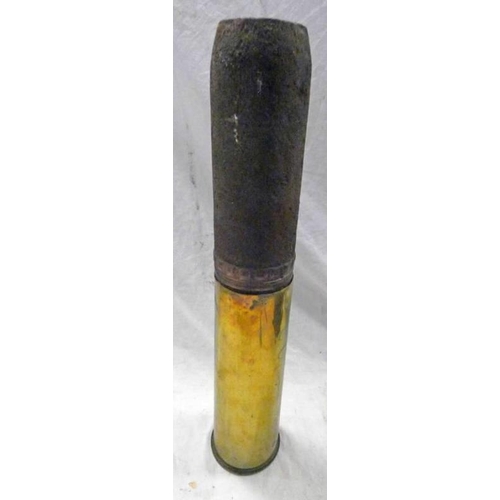 1137 - WORLD WAR ONE 1918 18 POUNDER ARTILLERY SHELL WITH SHELL HEAD (NO FUSE) 51CM TALL