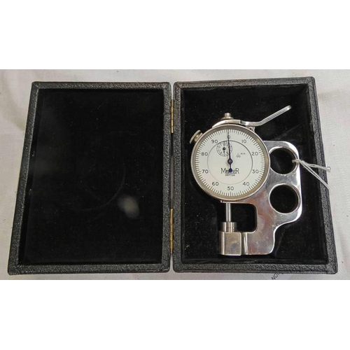 1172 - METER DIAL THICKNESS SNAP GAUGE IN ITS CASE