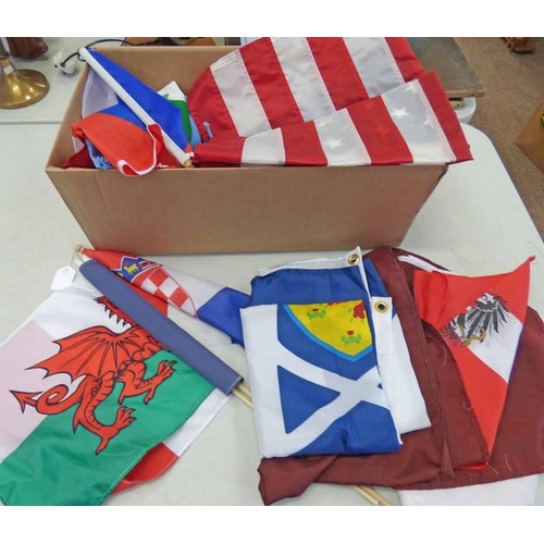 1207 - SELECTION OF VARIOUS FLAGS