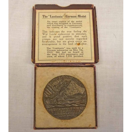 1395 - THE LUSITANIA (GERMAN) MEDAL, AN EXACT REPLICA OF THE MEDAL COMMEMORATING THE SINKING OF THE 'LUSITA... 