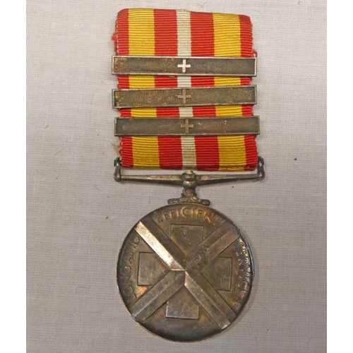 1413 - RED CROSS VOLUNTARY MEDICAL SERVICE MEDAL TO A MRS EMMA CAROLINE DAVIDSON FYFE