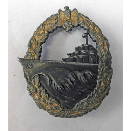 1424 - WORLD WAR TWO GERMAN DESTROYER WAR BADGE TYPE A, REAR MARKED S. H. U. CO (SCH WERN BERLIN)