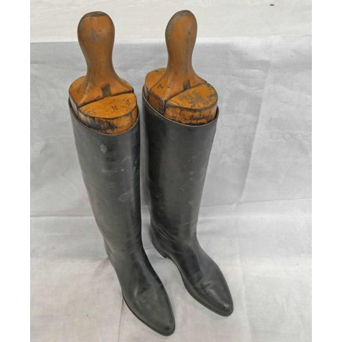 1462 - PAIR OF PEAL & CO RIDING BLACK LEATHER BOOTS