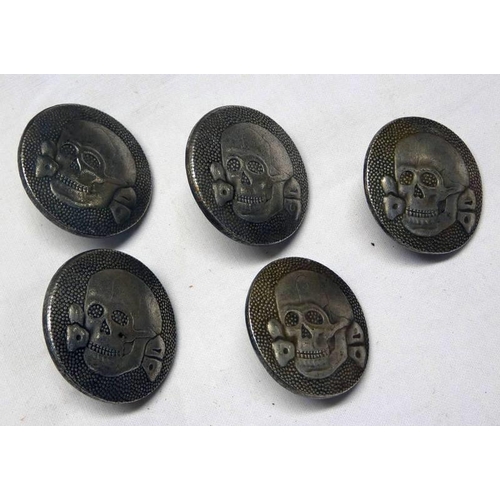 1582 - FIVE WORLD WAR TWO STYLE SS STYLE BUTTONS