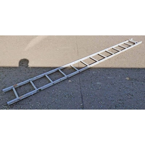 5051W - LARGE ALUMINIUM LADDER