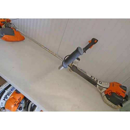 6041 - STIHL FS410C-EM SCRUBCUTTER 40CC PROFESSIONAL BRUSH CUTTER/STRIMMER WITH HARNESS **THIS LOT WILL BE ... 