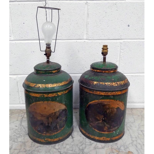 1100 - PAIR OF TOLE WARE TEA CANISTER TABLE LAMPS WITH CLASSICAL SCENE DECORATION 46CM TALL