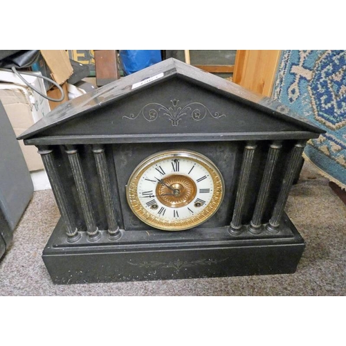 1180 - BLACK SLATE MANTLE CLOCK