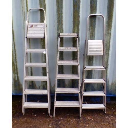 120P - 3 ALUMINIUM STEP LADDERS